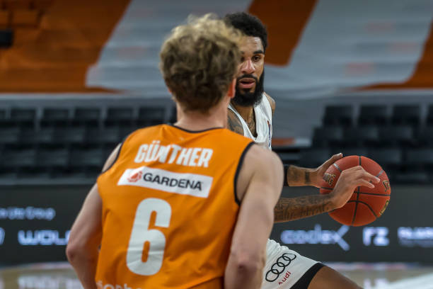 外线三分 外线三分