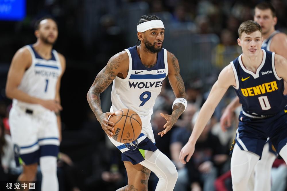 为观众献上 为观众献上